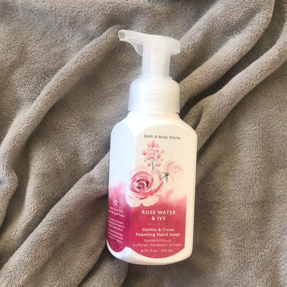 Bath & Body Works Bath Rose Water Ivy Foaming Hand Soap Poshmark